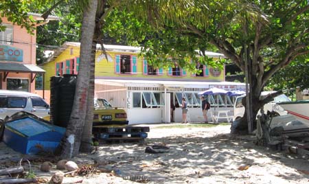 11_Lunch_Cafe_Bequia.jpg