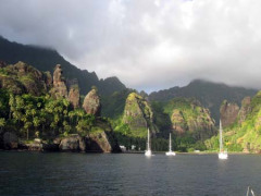01_Bay_of_Phalli_Fatu_Hiva.jpg