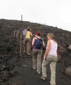 29_On_the_path_2_Volcano